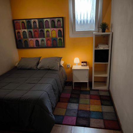 Diagonal House Hostel Барселона Екстер'єр фото
