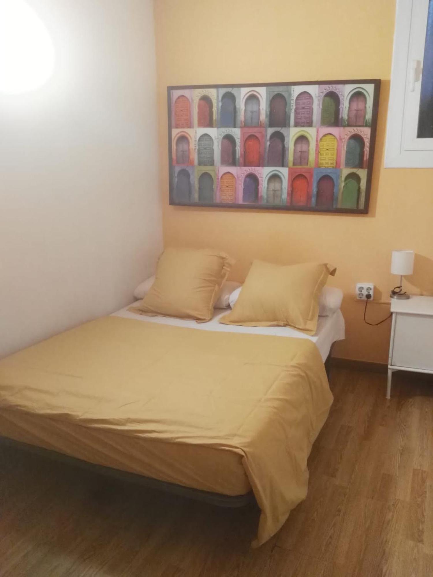 Diagonal House Hostel Барселона Номер фото